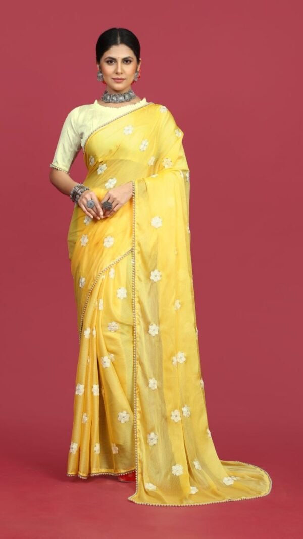 Designer Sarees With Blouse