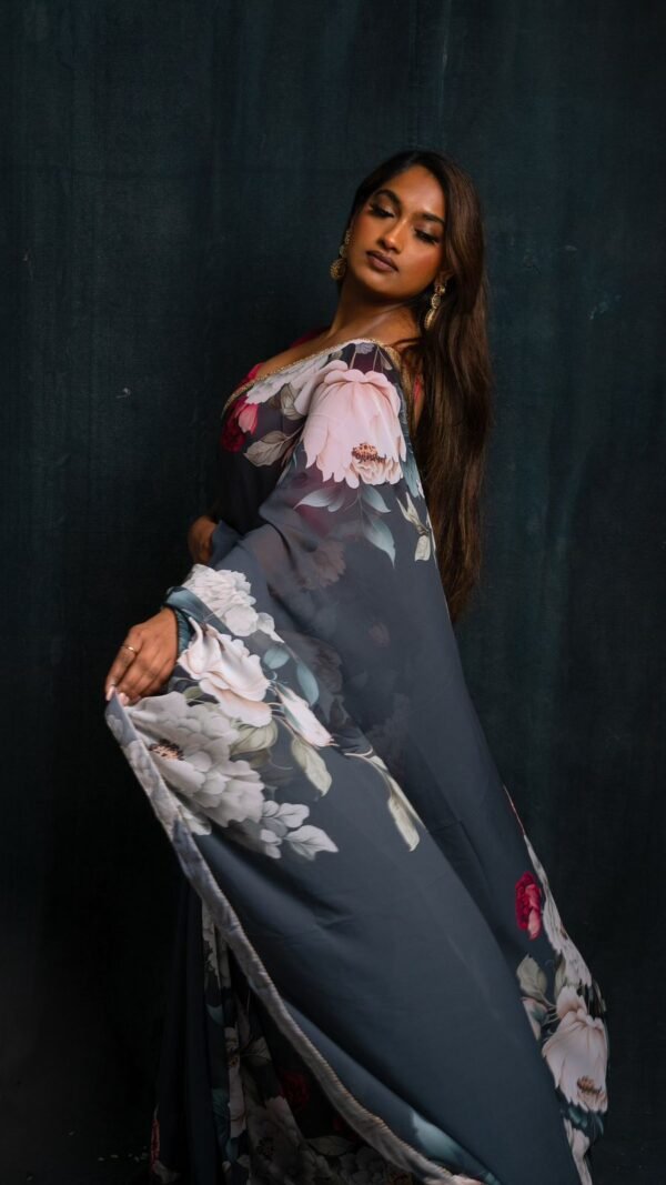 Designer SareesFor Wedding Reception For Bride