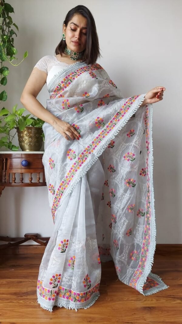 Organza Saree Look For Wedding