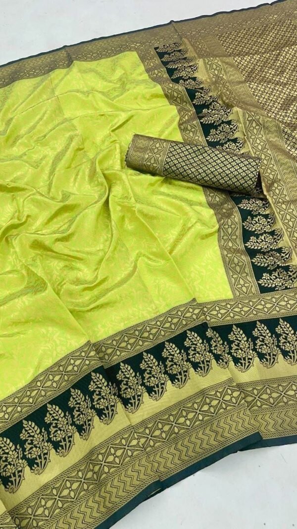Designer Sarees Shops In Pune Soft Lichi Silk Saree