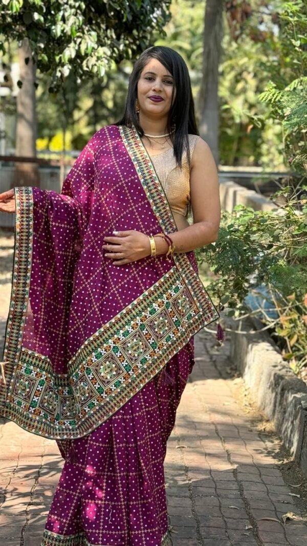 Designer SareesOnPinterest Vishitra Saree
